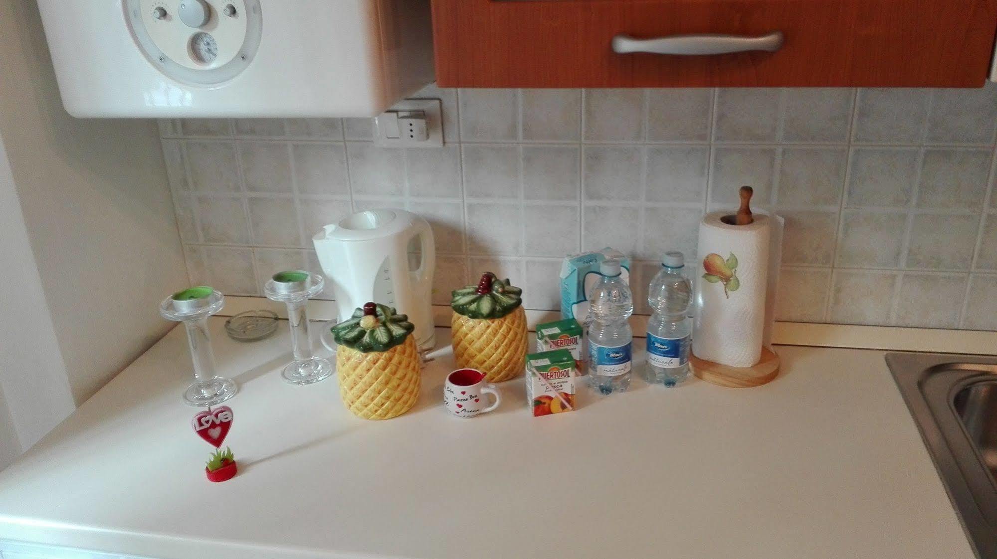 Residence Il Pino Саронно Экстерьер фото