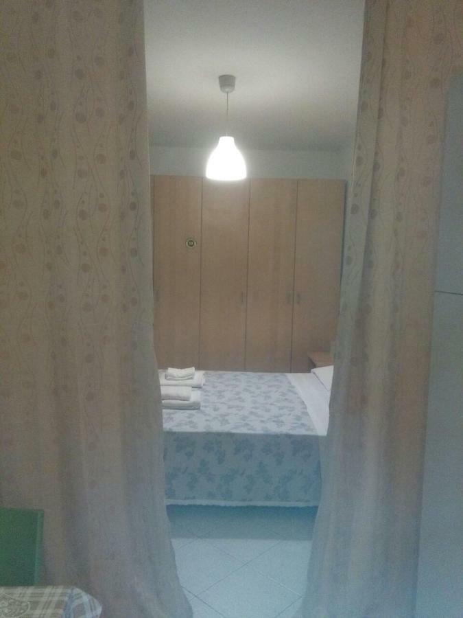 Residence Il Pino Саронно Экстерьер фото